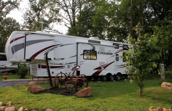 cyclone-camper cyclone-camper